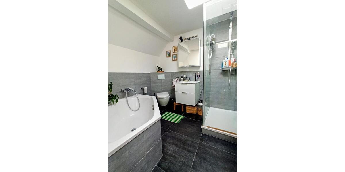 Etagenwohnung Braunschweig - 5 Zimmer, 115 m&sup2;, 1.600&euro; | Angebot:26479321