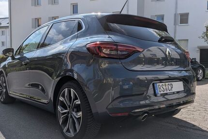 Renault Clio 62.000 km 15.900 &euro; Braunschweig 38126