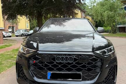 Audi RSQ8 6.000 km 115.000 &euro; Wolfsburg 38440