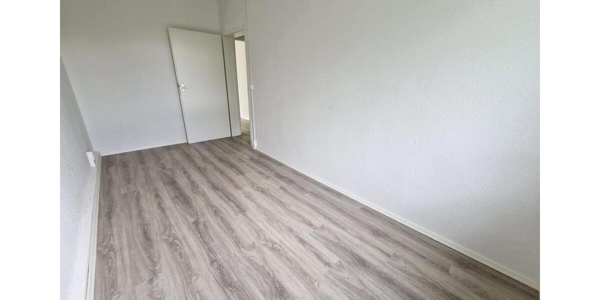 Etagenwohnung Oebisfelde-Weferlingen Döhren - 4 Zimmer, 72 m&sup2;, 419&euro; | Angebot:26585227