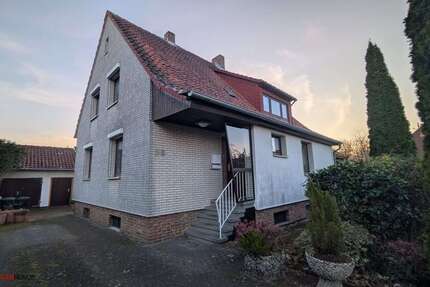 Haus Cremlingen-Schandelah Schandelah - 6 Zimmer, 120 m&sup2;, 219.000&euro; | Angebot:25404928