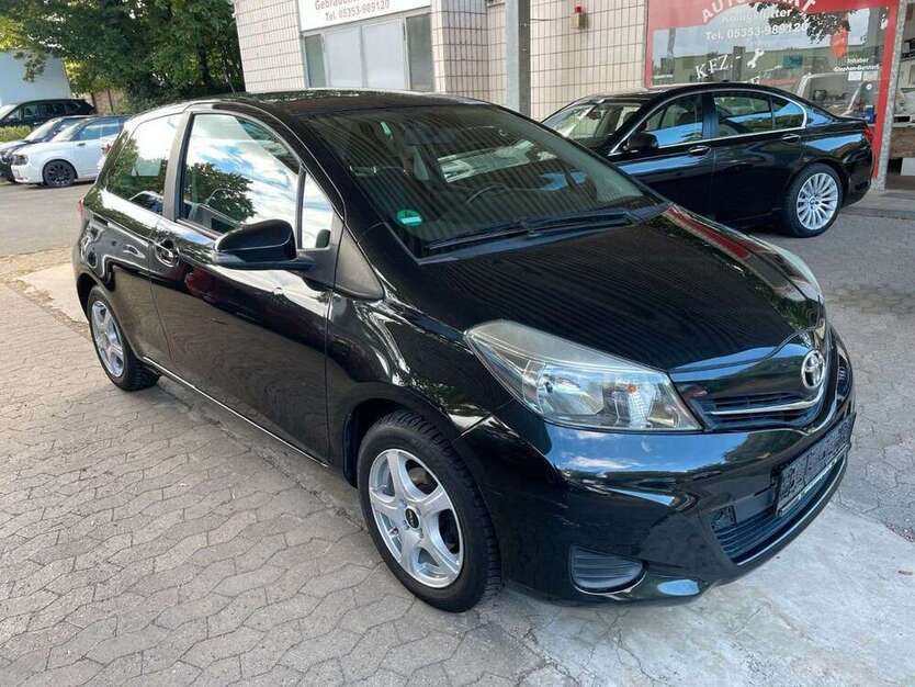 Yaris