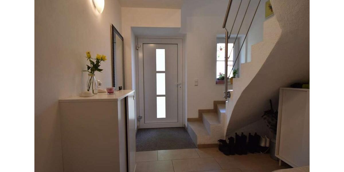 Mehrfamilienhaus, Wohnhaus Wolfsburg Ehmen - 8 Zimmer, 330 m&sup2;, 895.000&euro; | Angebot:26019561