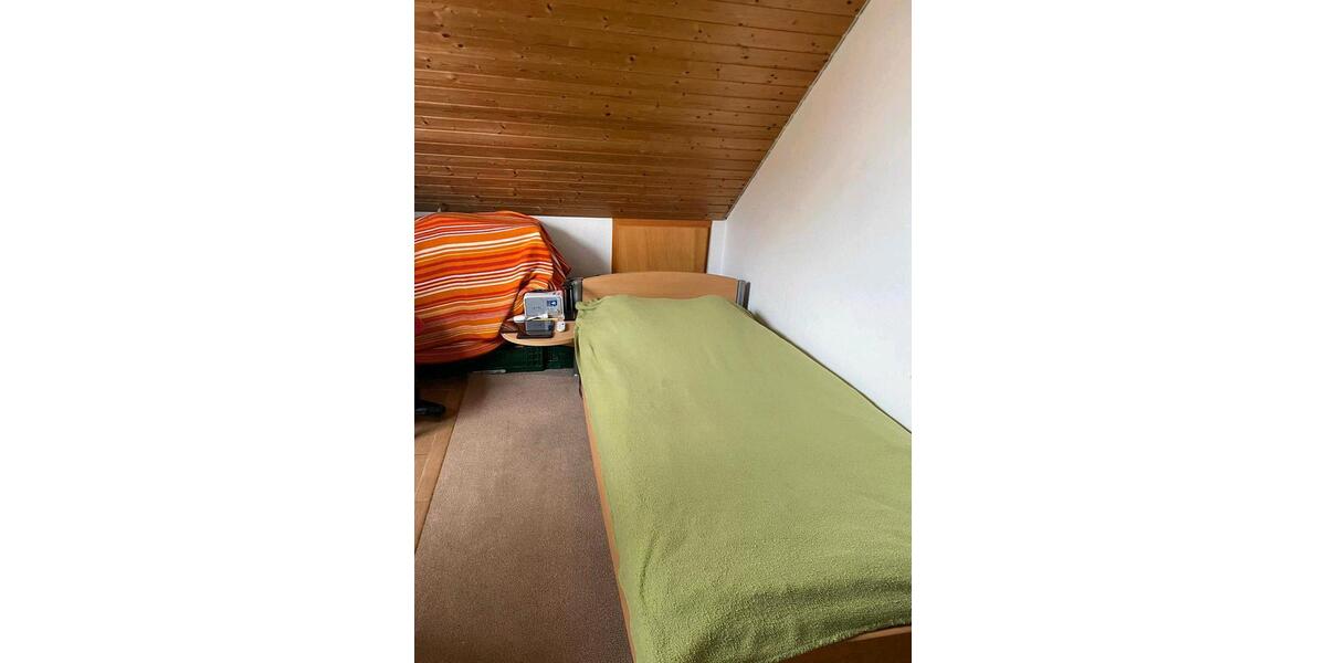 Dachgeschoßwohnung Gifhorn - 4 Zimmer, 950&euro; | Angebot:23621328