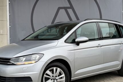 VW Touran 158.005 km 14.450 &euro; Braunschweig 38122
