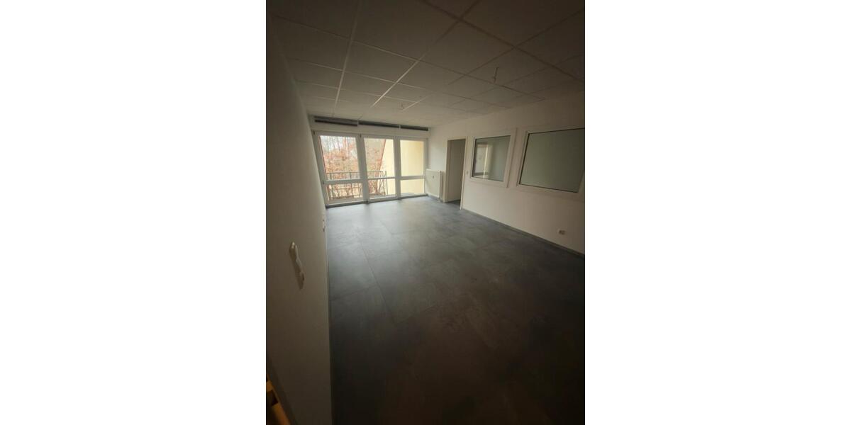 Büroräume, 3 Zimmer Nähe Oker zimmer