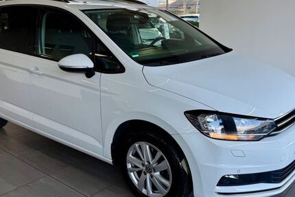 VW Touran 119.000 km 20.490 &euro; Braunschweig 38116