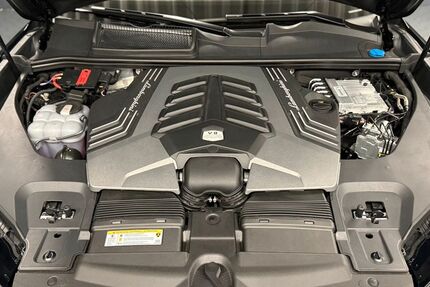 Lamborghini Urus 9.000 km 289.890 &euro; Helmstedt 38350