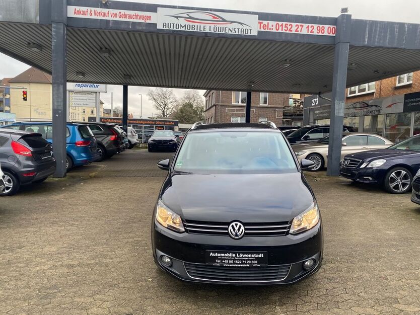 VW Touran 163.000 km 8.900 € Braunschweig 38114