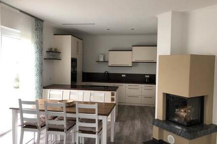 Modernes Bungalow-Mietshaus in erster Reihe am Bernsteinsee 3 zimmer