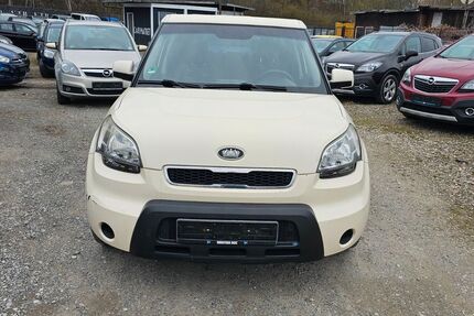 Kia Soul 135.713 km 2.990 &euro; Braunschweig 38120