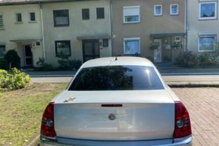 Chrysler 300C 169.500 km 5.300 € Braunschweig 38124