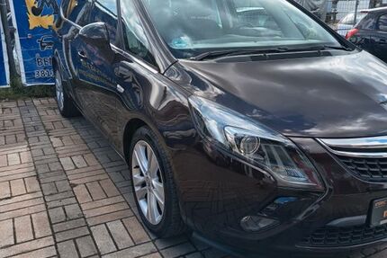 Opel Zafira Tourer 150.600 km 6.890 € Braunschweig 38112