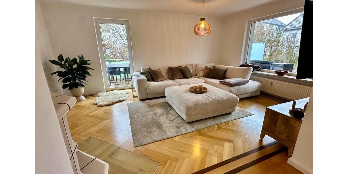 Sofort einziehen – 120 m² Wohnung – Kamin, Terrasse, Garten 2.5 zimmer