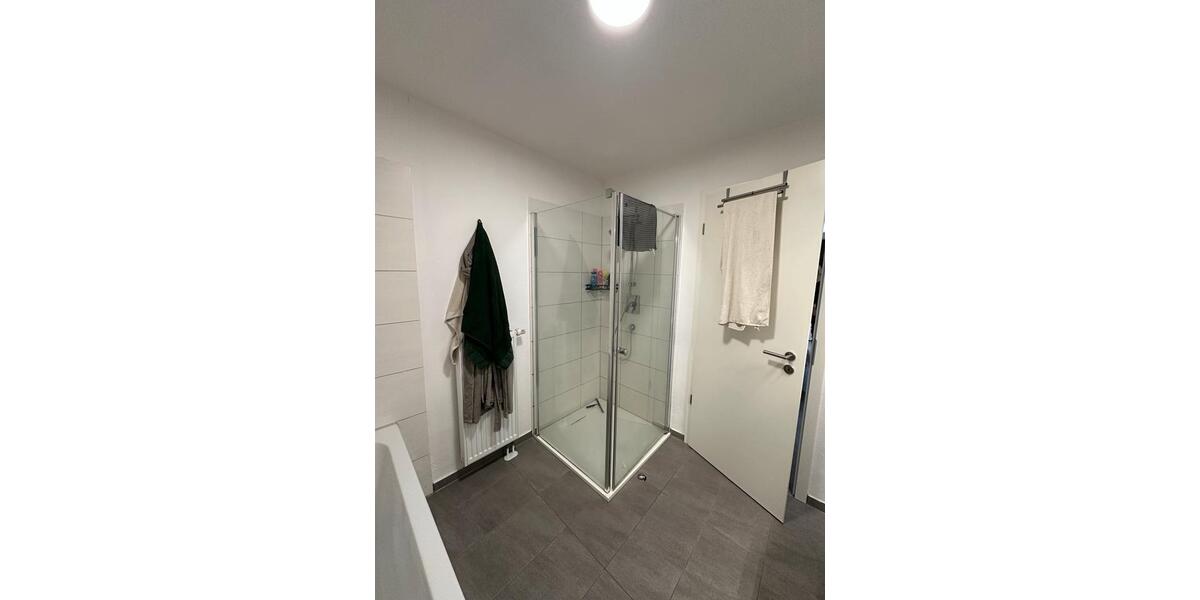 Dachgeschoßwohnung Königslutter am Elm - 3 Zimmer, 94 m&sup2;, 951&euro; | Angebot:25305528