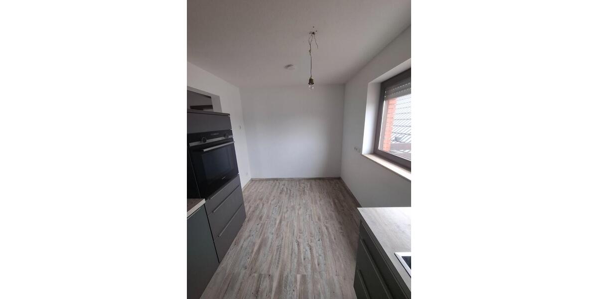 Dachgeschoßwohnung Barwedel - 3 Zimmer, 95 m&sup2;, 795&euro; | Angebot:26610278