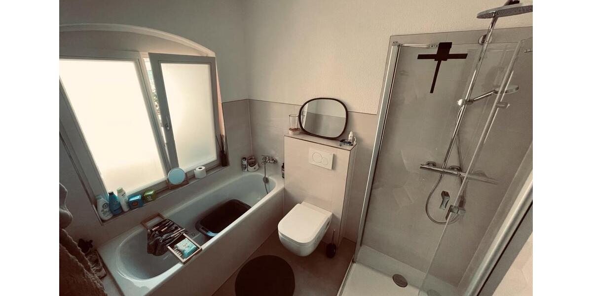 Charmante, zentral gelegene Eigentumswohnung 3 Zimmer 3 zimmer