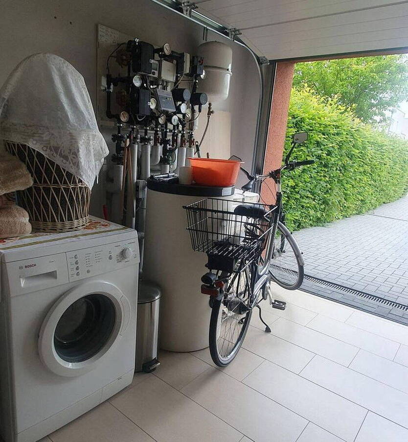 Haus mit einem großen Obstgarten in