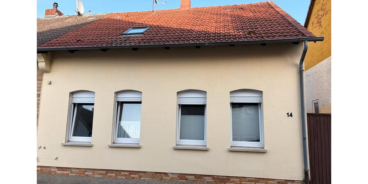 Doppelhaushälfte Süpplingen - 5 Zimmer, 120 m&sup2;, 70.000&euro; | Angebot:25408004