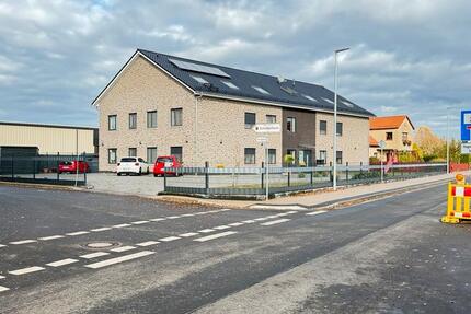 Wohnung Sassenburg - 4 Zimmer, 135 m&sup2;, 1.050&euro; | Angebot:23792929