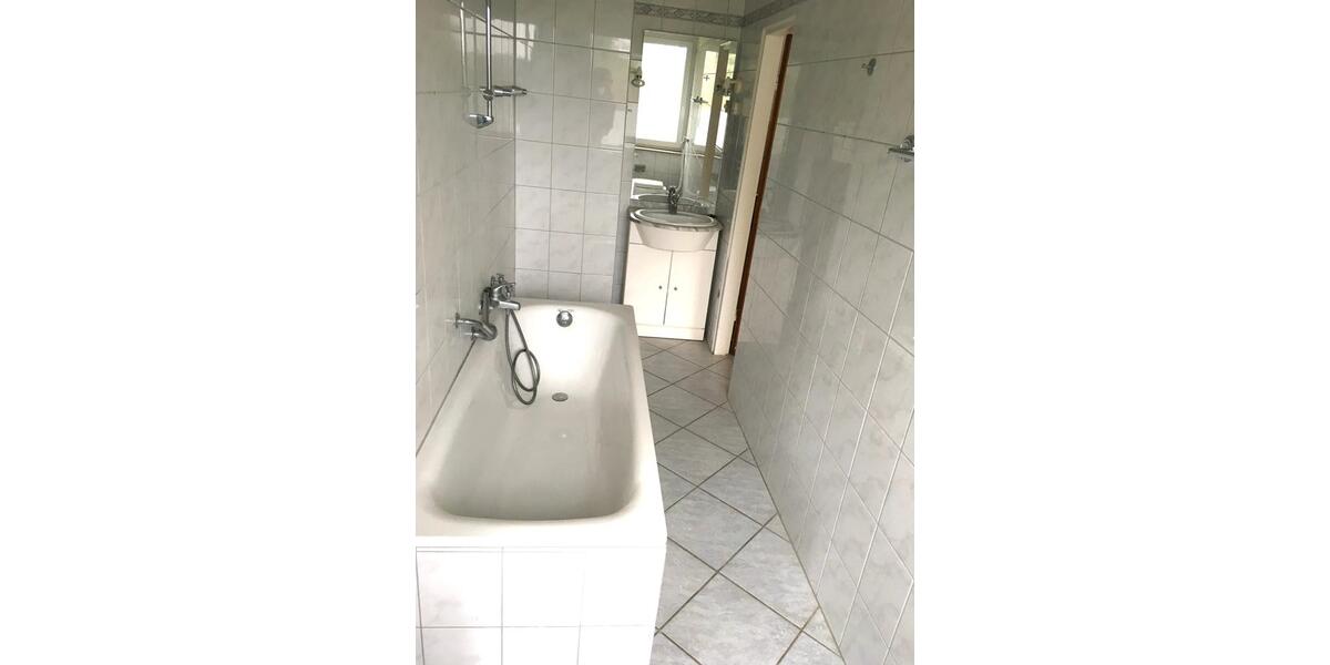 Einfamilienhaus Groß Twülpstedt - 8 Zimmer, 186 m&sup2;, 1.350&euro; | Angebot:25965606