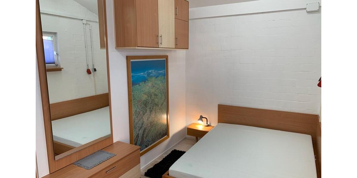 Möbliertes Loft 100 qm 2 zimmer