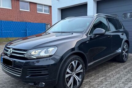 VW Touareg 281.900 km 12.500 € Braunschweig 38100