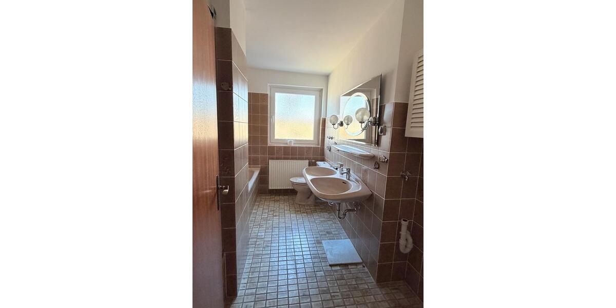 Etagenwohnung Braunschweig Timmerlah-Geitelde-Stiddien - 3 Zimmer, 86 m&sup2;, 170.000&euro; | Angebot:25441173