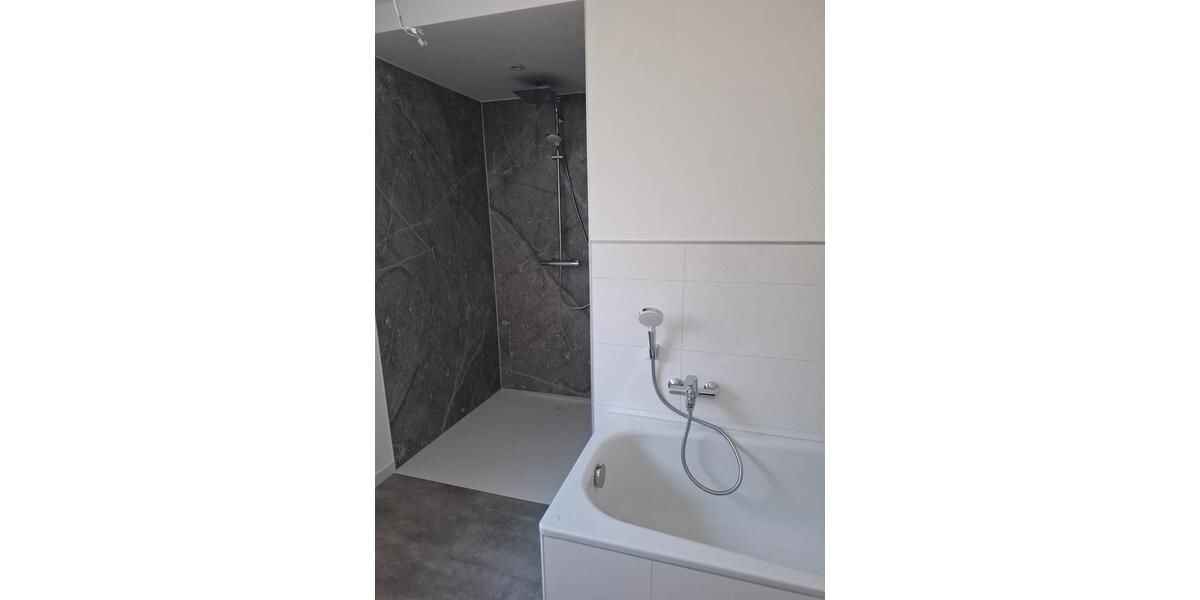 Etagenwohnung Braunschweig Lehndorf-Watenbüttel - 4 Zimmer, 126 m&sup2;, 1.450&euro; | Angebot:26313174