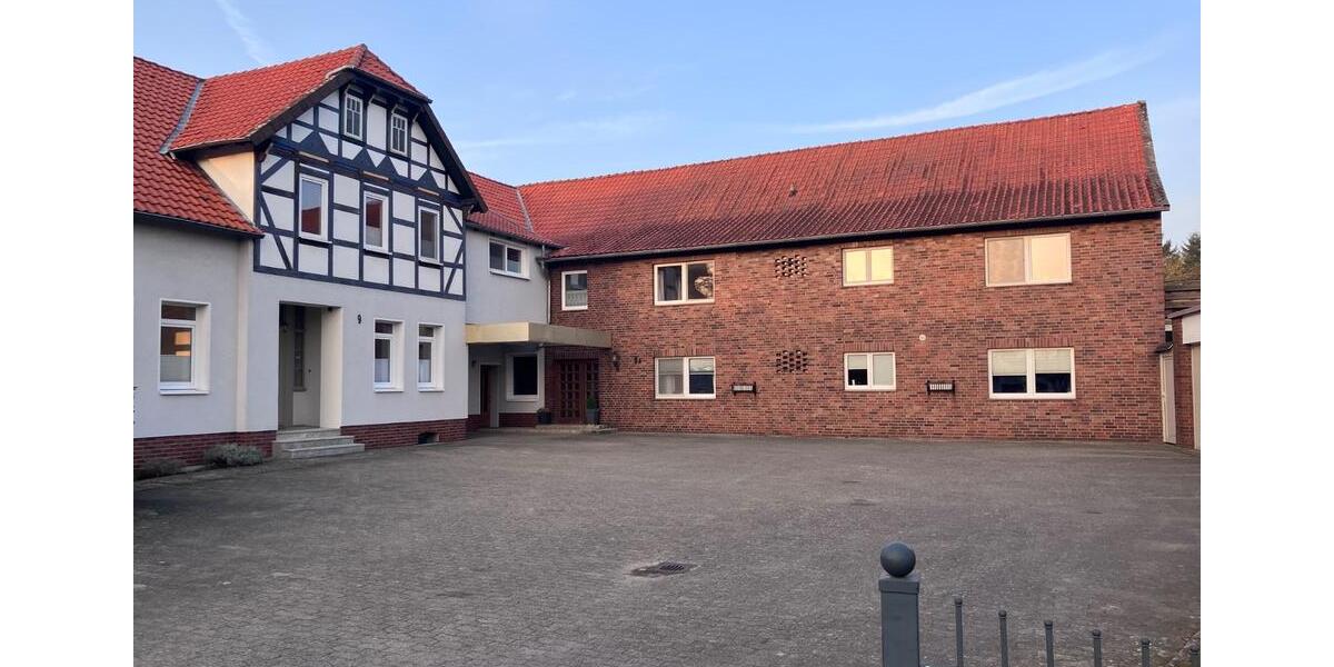 Erdgeschoßwohnung Wasbüttel - 5 Zimmer, 163 m&sup2;, 1.250&euro; | Angebot:25964833