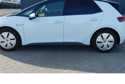 VW ID.3 Pure Performance Elektrik 1-Gang Navi 32.500 km 17.390 &euro; Vordorf 38533