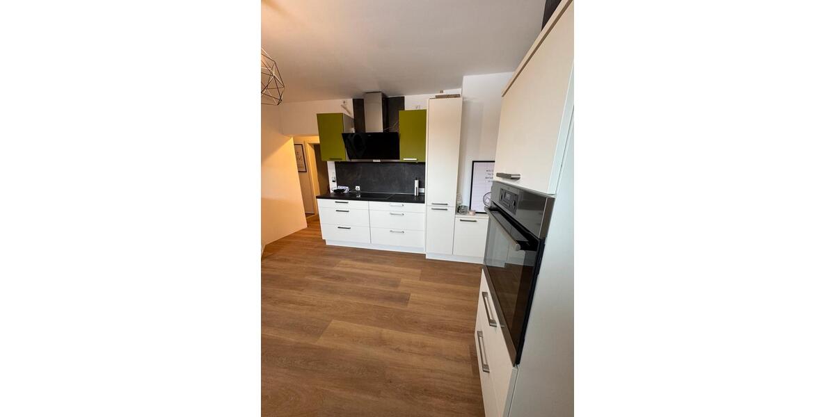 Erdgeschoßwohnung Rühen - 3 Zimmer, 86 m&sup2;, 850&euro; | Angebot:24787846