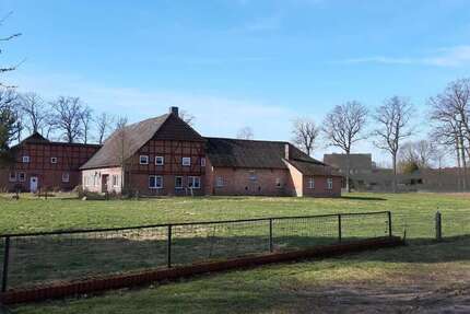 Haus Wahrenholz OT Betzhorn Betzhorn - 8 Zimmer, 307 m&sup2;, 290.000&euro; | Angebot:26730206