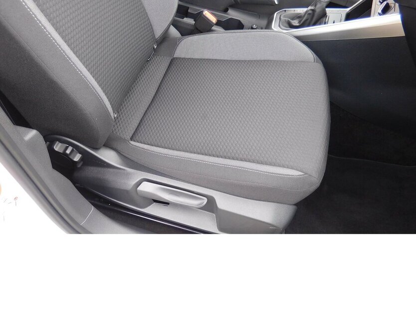 VW Polo 1.0 Life MPI BMT 4Trg Klima Navi LED 21.400 km 14.990 € Vordorf 38533