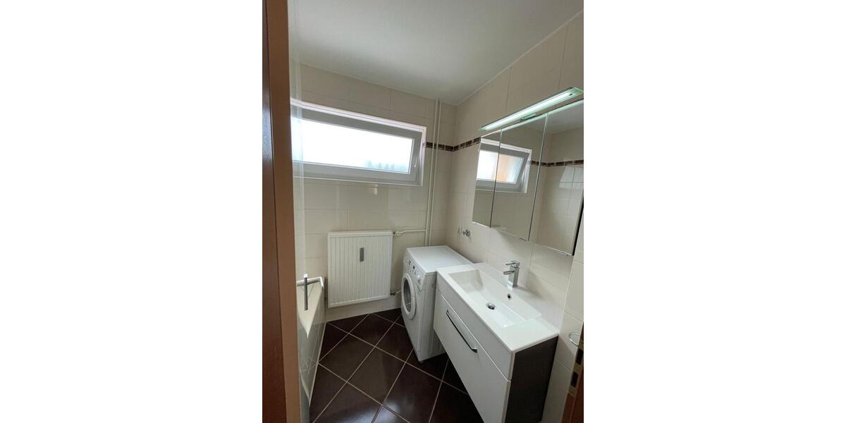 Etagenwohnung Wolfsburg Detmerode - 3 Zimmer, 80 m&sup2;, 150.000&euro; | Angebot:24272172