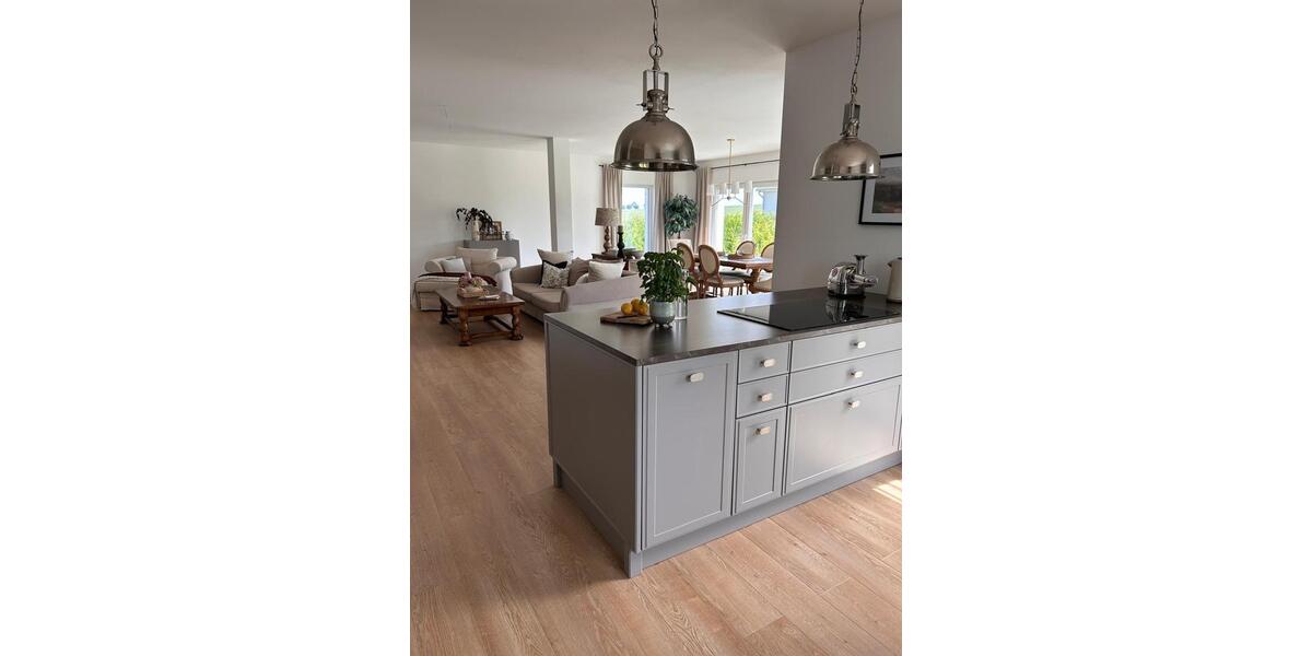 Einfamilienhaus Königslutter am Elm - 5.5 Zimmer, 212 m&sup2;, 649.000&euro; | Angebot:26504189
