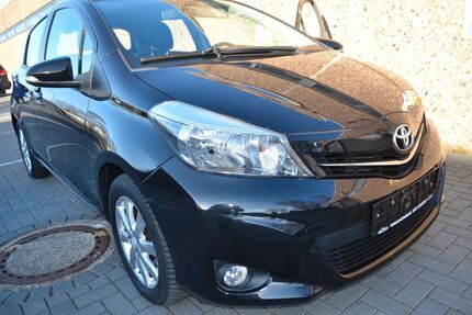 Toyota Yaris 54.640 km 6.700 &euro; BRAUNSCHWEIG 38122