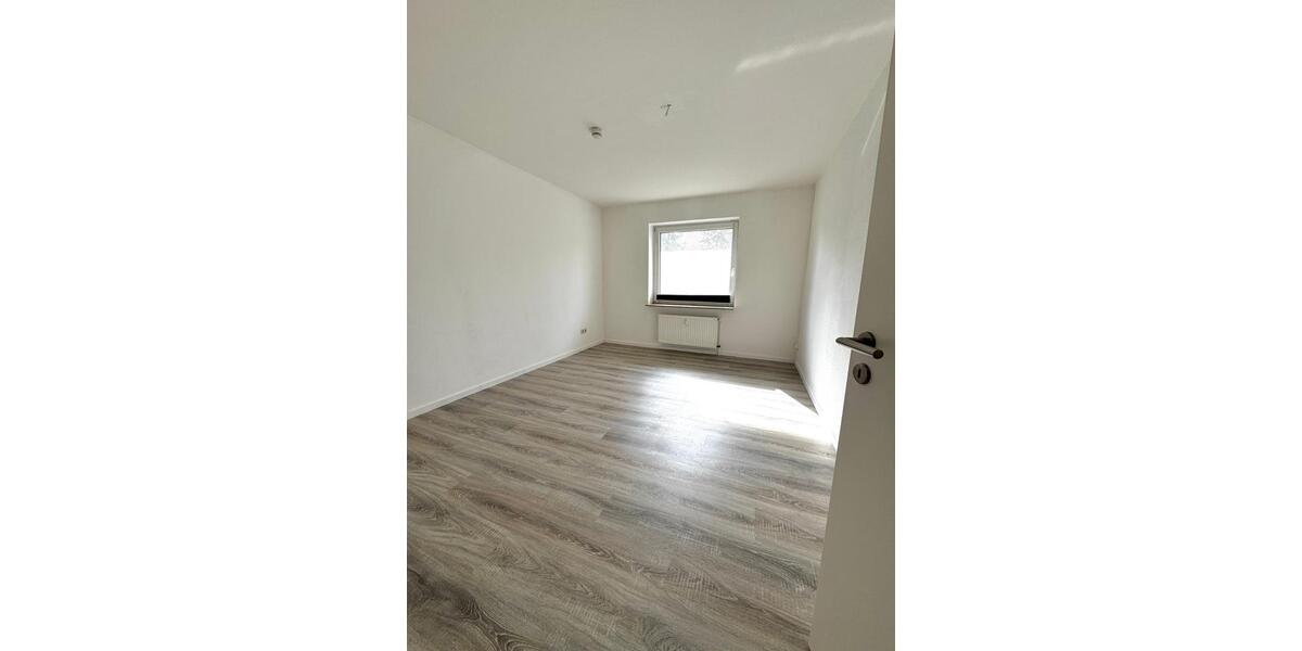 Etagenwohnung Isenbüttel - 2 Zimmer, 84 m&sup2;, 770&euro; | Angebot:25496026