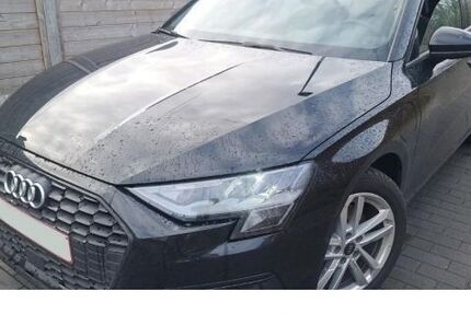 Audi A3 32.865 km 22.690 &euro; Wolfsburg 38440