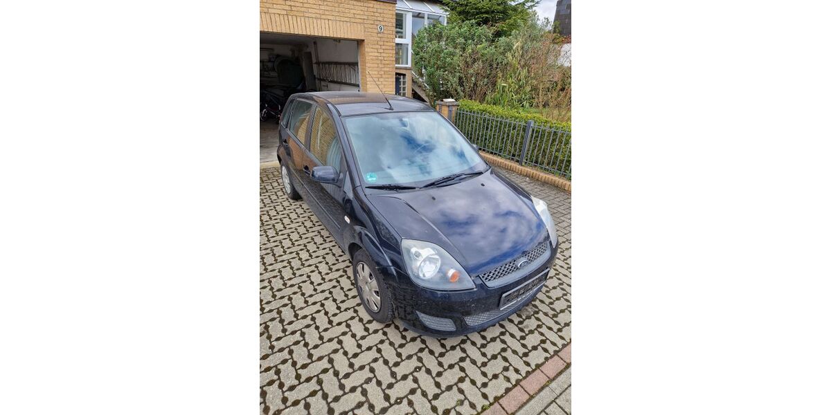 Ford Fiesta 137.580 km 1.400 &euro; Veltheim/ohe 38173