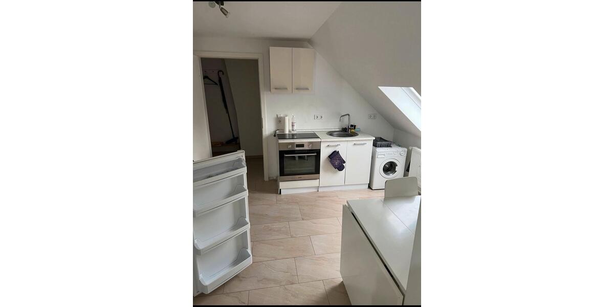 Dachgeschoßwohnung Wolfsburg - 2 Zimmer, 50 m&sup2;, 850&euro; | Angebot:25994094