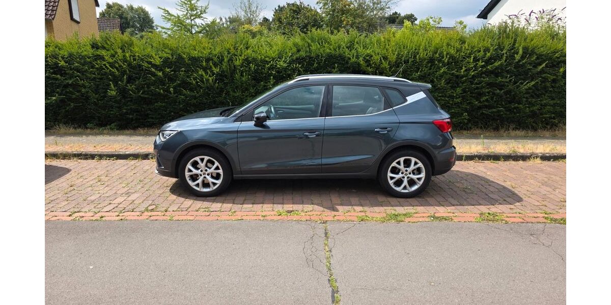 Seat Arona 21.800 km 22.400 &euro; Braunschweig 38124