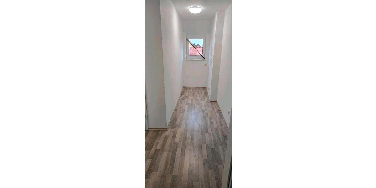 Dachgeschoßwohnung Gifhorn - 3 Zimmer, 74 m&sup2;, 810&euro; | Angebot:26072647