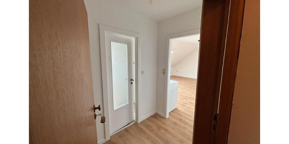 Dachgeschoßwohnung Helmstedt - 1 Zimmer, 35 m&sup2;, 350&euro; | Angebot:26550581