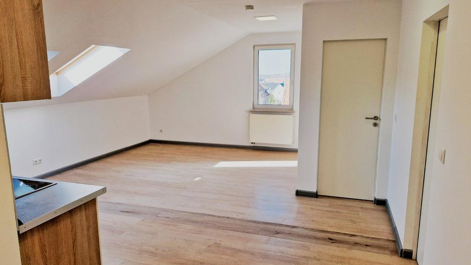 Dachgeschoßwohnung Wolfsburg Almke - 3 Zimmer, 61 m&sup2;, 499&euro; | Angebot:26063321
