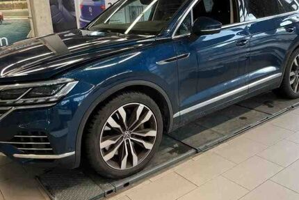VW Touareg 99.212 km 44.970 € Helmstedt 38350