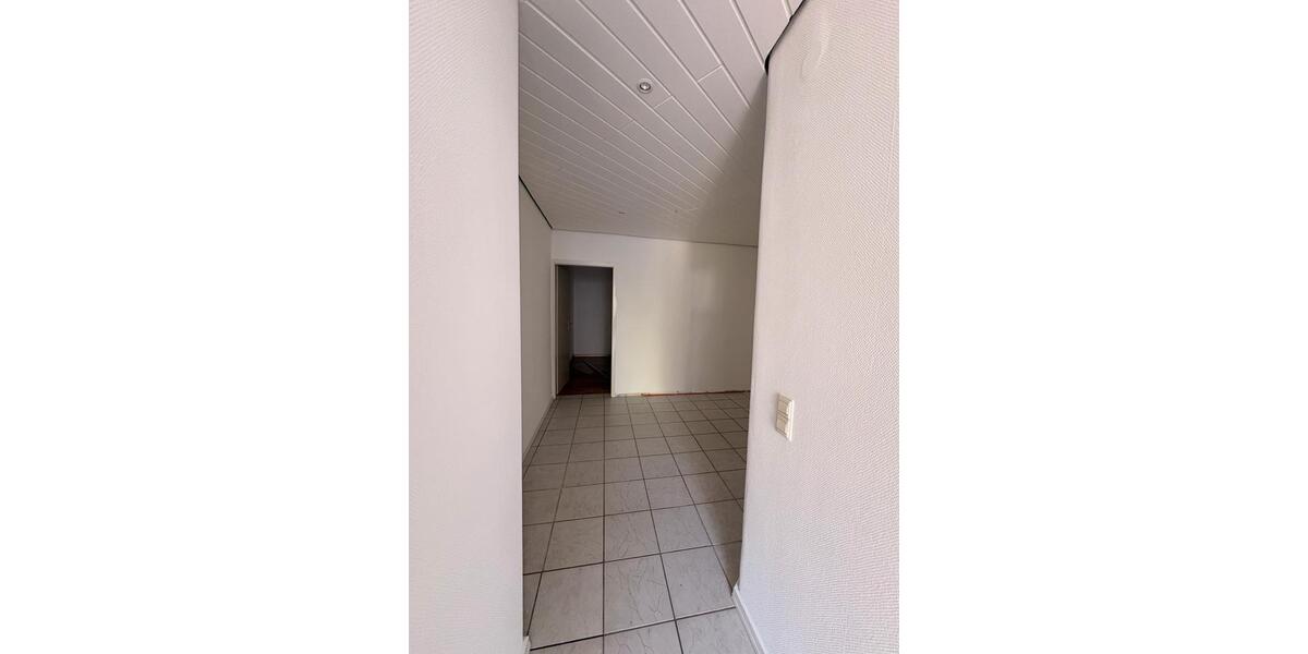 Erdgeschoßwohnung Wolfsburg Almke - 4 Zimmer, 118 m&sup2;, 1.200&euro; | Angebot:26409835