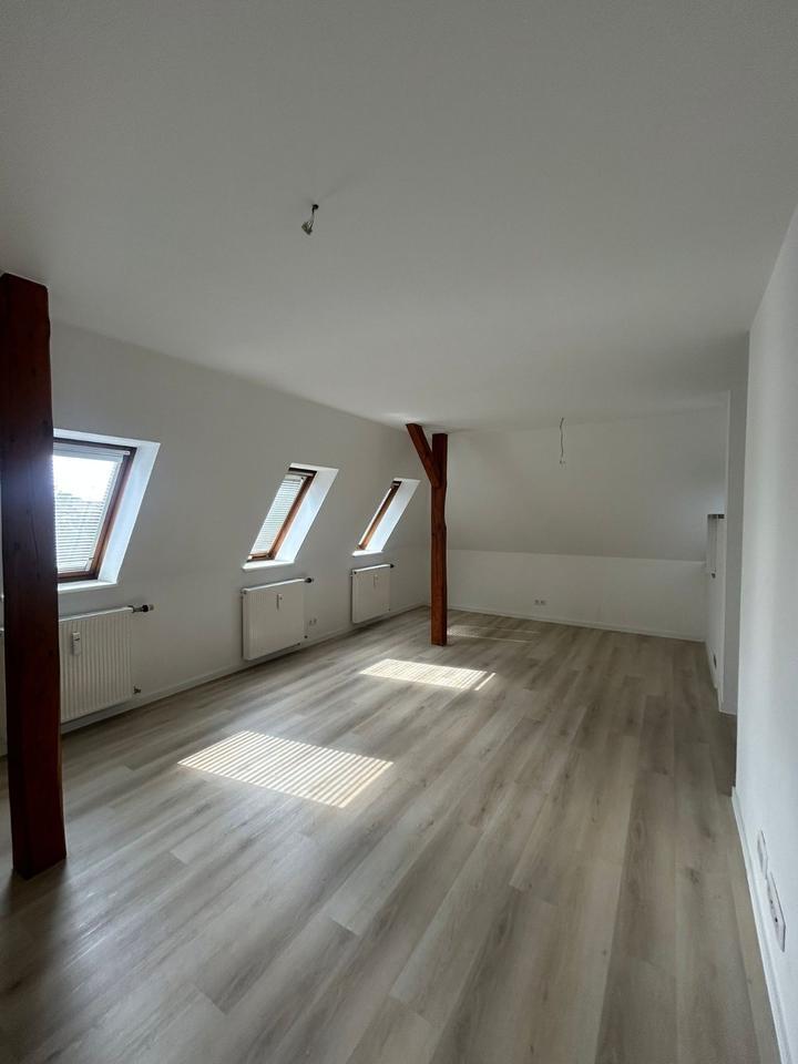 Gemütliche 1-Zimmer Dachgeschoßwohnung in der Kleiststraße