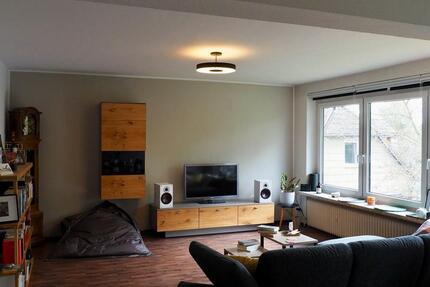 Helle 3–Zimmer-Wohnung mit Balkon und Garten 3 zimmer