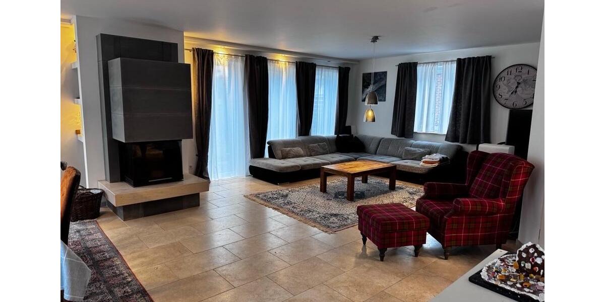 Einfamilienhaus Lehre - 6 Zimmer, 225 m&sup2;, 2.400&euro; | Angebot:25996872